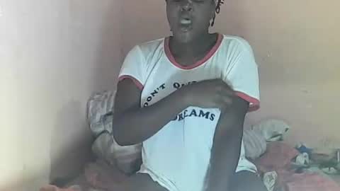 slutmeoutbb online show from February 19, 3:28 am