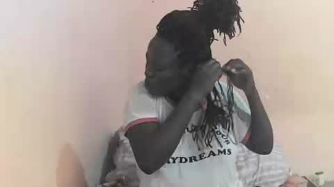 slutmeoutbb online show from February 19, 6:33 am