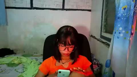 sluttypatotie online show from April 16, 9:39 pm