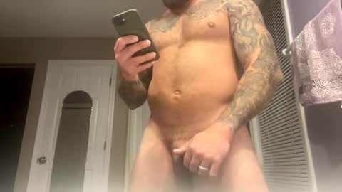 sly050585 online show from November 4, 8:46 am