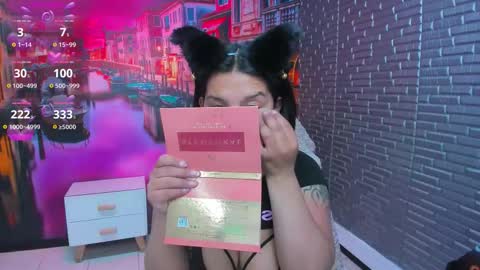 Snapshot of small__naughty chatting on October 29, 1:46 pm Mariana Torres online show from October 29, 1:46 pm