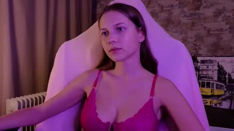 Emma online show from February 23, 11:13 pm