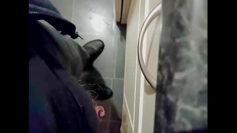 Small Hairy Uncut online show from January 3, 11:01 pm