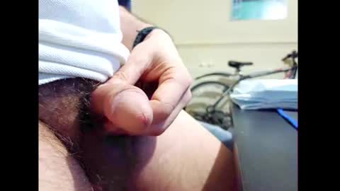Small Hairy Uncut online show from April 1, 12:11 am