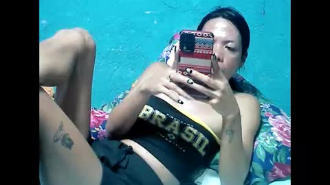 jess online show from November 18, 5:23 am