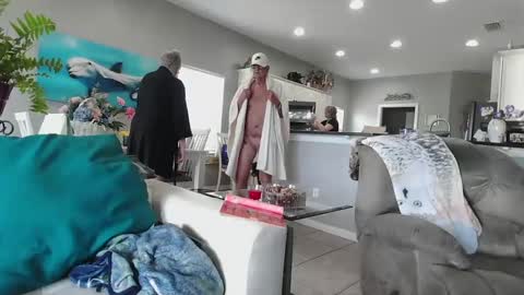 Snapshot of smallpenisbigtongue chatting on February 21, 4:59 pm Daddy online show from February 21, 4:59 pm