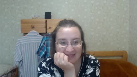 Snapshot of smart_rose chatting on October 3, 1:19 pm smart_rose online show from October 3, 1:19 pm