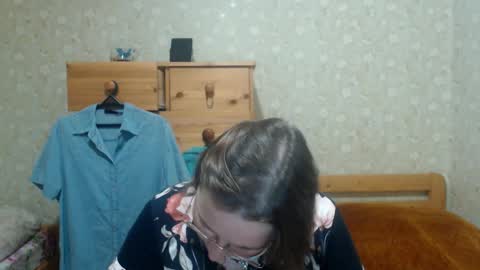 Snapshot of smart_rose chatting on October 28, 10:12 pm smart_rose online show from October 28, 10:12 pm