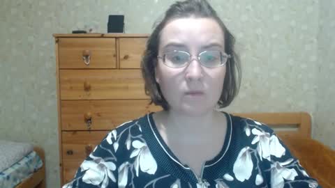 Snapshot of smart_rose chatting on November 13, 3:33 pm smart_rose online show from November 13, 3:33 pm