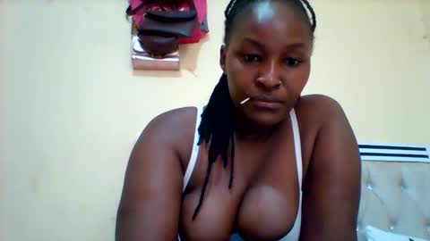 Snapshot of smartqueen1 chatting on January 21, 2:05 pm Katerina online show from January 21, 2:05 pm