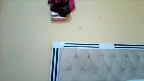 Snapshot of smartqueen1 chatting on February 10, 9:47 am Katerina online show from February 10, 9:47 am