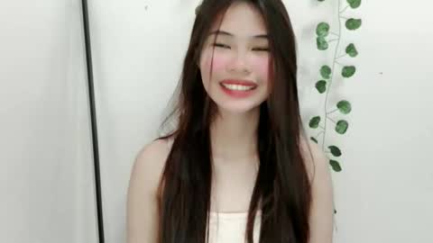 Snapshot of smellon_shake chatting on October 1, 6:19 am Julia online show from October 1, 6:19 am