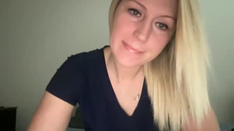 Snapshot of smexxii93 chatting on January 29, 5:35 pm smexxii93 online show from January 29, 5:35 pm