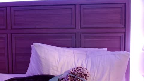 Snapshot of smexy_bun chatting on December 20, 11:47 pm Smexy online show from December 20, 11:47 pm