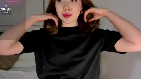 Snapshot of smilegirliza chatting on March 3, 4:24 pm liza online show from March 3, 4:24 pm