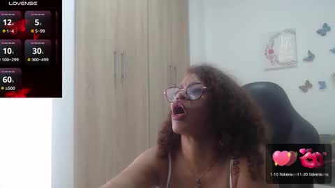 Smileth online show from February 28, 3:37 pm