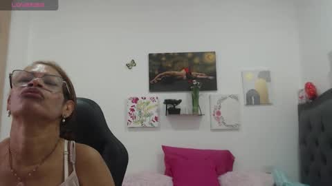 Smileth online show from February 22, 12:36 pm