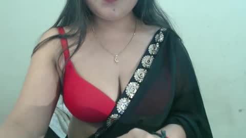 smiley online show from April 18, 8:18 am