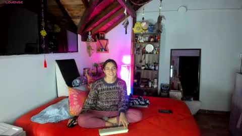 Snapshot of smilingsalor chatting on October 30, 1:40 am SmilingSalor online show from October 30, 1:40 am