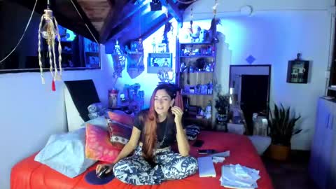 Snapshot of smilingsalor chatting on November 12, 4:35 am SmilingSalor online show from November 12, 4:35 am