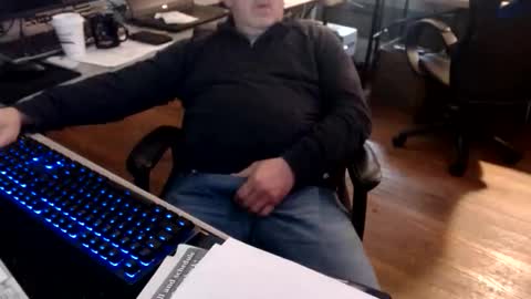 smly online show from December 21, 7:54 pm