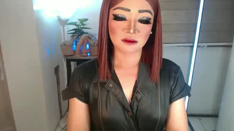 Amanda online show from February 12, 1:06 pm