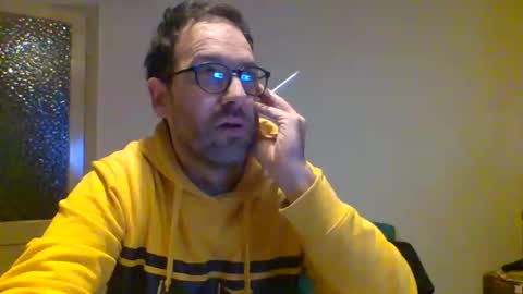 luca online show from October 25, 7:08 pm