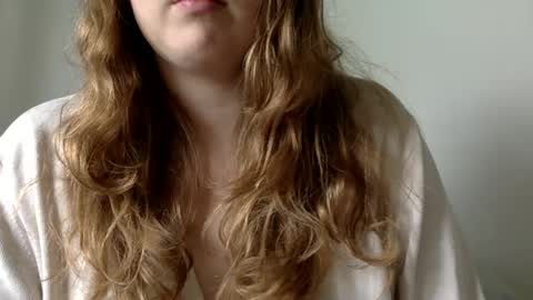 smokeshow3 online show from December 16, 7:21 pm