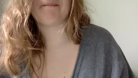 smokeshow3 online show from January 30, 6:32 pm