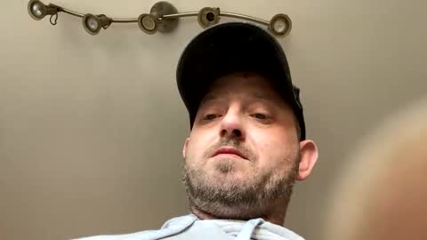 smokeymt420 online show from February 1, 9:29 pm