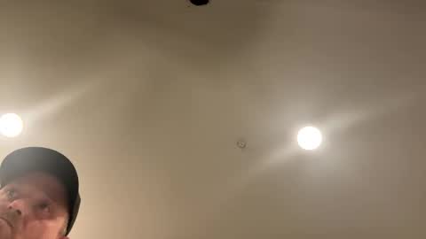 smokeymt420 online show from October 1, 3:01 am