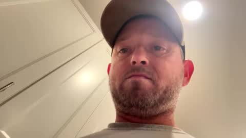 smokeymt420 online show from October 9, 2:42 am