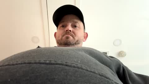 smokeymt420 online show from February 5, 7:51 pm