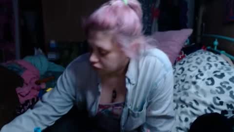 Snapshot of smokydian chatting on January 22, 2:26 am DIAN dee-ann online show from January 22, 2:26 am