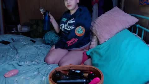 Snapshot of smokydian chatting on January 30, 6:56 am DIAN dee-ann online show from January 30, 6:56 am