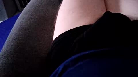 Snapshot of smokynight chatting on September 25, 12:47 am smokynight online show from September 25, 12:47 am