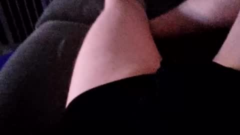 Snapshot of smokynight chatting on October 29, 2:03 am smokynight online show from October 29, 2:03 am