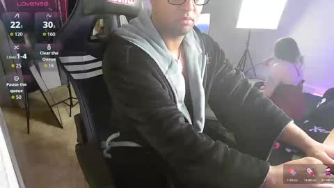 Smoothj2011 online show from October 2, 7:37 am