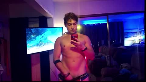 Snapshot of smoothjocknubie chatting on November 5, 6:57 am Myke Jackin online show from November 5, 6:57 am