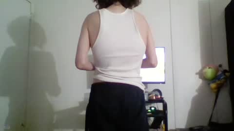 Snapshot of smoothvodka chatting on December 22, 1:34 am Bambi--Vodka online show from December 22, 1:34 am