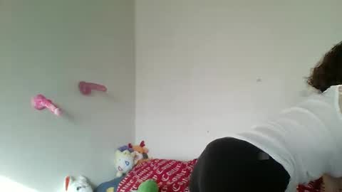 Snapshot of smoothvodka chatting on January 8, 8:07 pm Bambi--Vodka online show from January 8, 8:07 pm