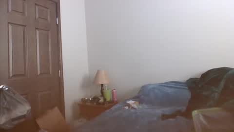 Snapshot of smoothvodka chatting on January 29, 5:13 pm Bambi--Vodka online show from January 29, 5:13 pm