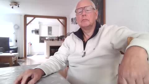 smoothy5460 online show from November 24, 9:20 am