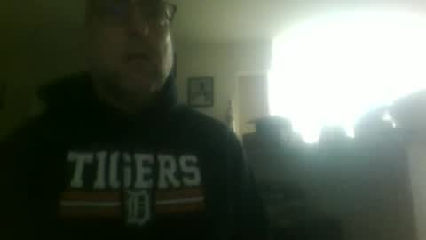 Snapshot of sms172 chatting on November 1, 1:51 am sms172 online show from November 1, 1:51 am