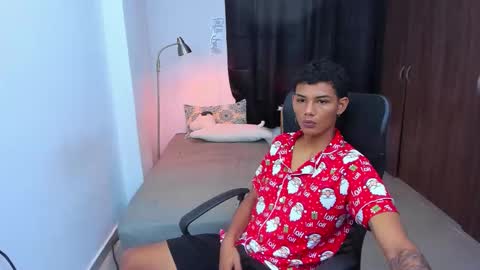 snak_master1 online show from November 11, 4:51 pm