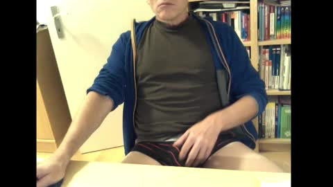 Snapshot of sneaxfreund chatting on November 21, 12:10 am sneaxfreund online show from November 21, 12:10 am