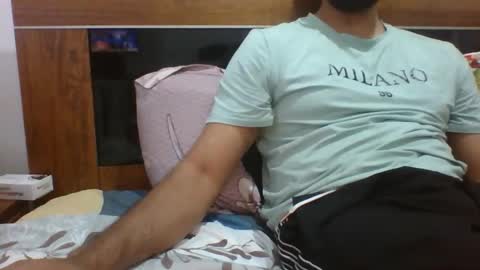 snghardy23 online show from March 6, 12:12 pm