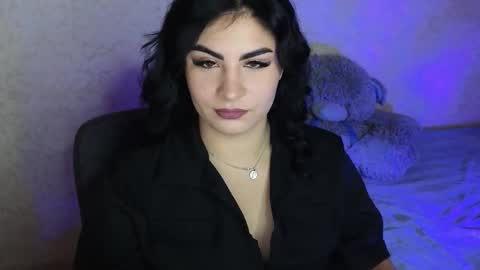 Snapshot of snickertail chatting on October 8, 2:36 pm Olivia online show from October 8, 2:36 pm