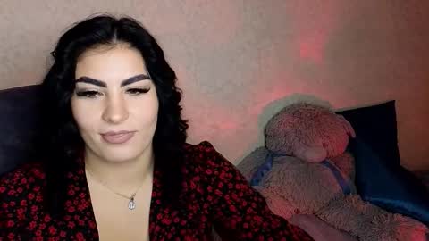 Snapshot of snickertail chatting on October 15, 4:18 pm Olivia online show from October 15, 4:18 pm