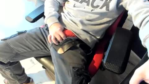 Snapshot of snip1977 chatting on January 20, 1:53 pm snip1977 online show from January 20, 1:53 pm